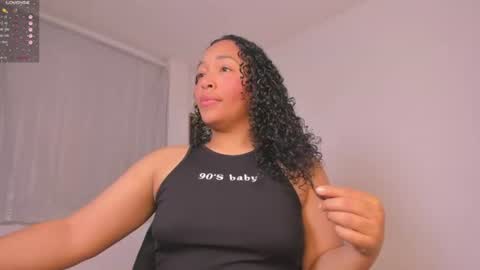 desty_y online show from July 19, 2026, 9:24 am
