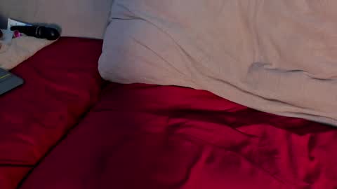 Deva Blue online show from March 4, 2025, 6:37 am