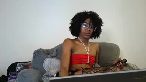 deviantdynasty online show from November 10, 2025, 11:53 am