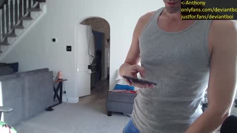 Snapshot of deviantill chatting on December 3, 2024, 1:54 pm Anthony online show from December 3, 2024, 1:54 pm