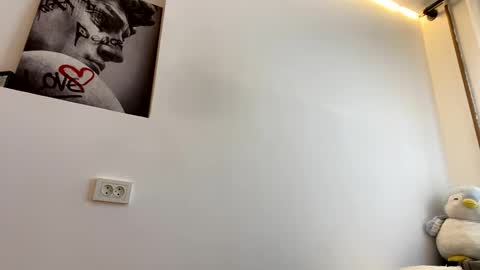 Emily online show from October 23, 2025, 8:02 am