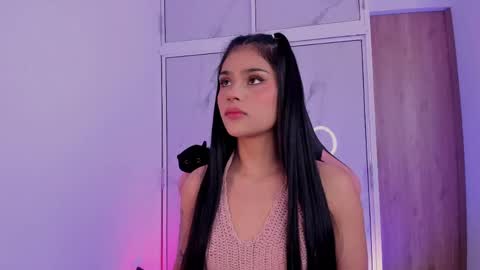 Sara 3 online show from April 12, 2026, 8:14 pm