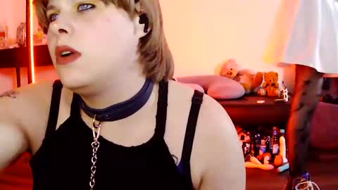 devykitten online show from March 26, 2026, 12:17 am