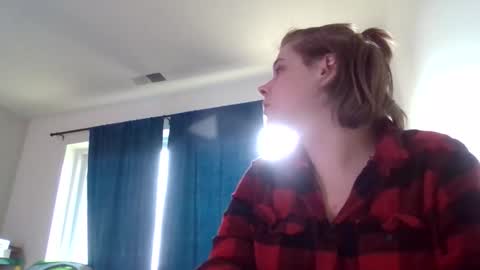 Snapshot of devykitten2018 chatting on April 29, 2026, 5:30 pm devykitten online show from April 29, 2026, 5:30 pm