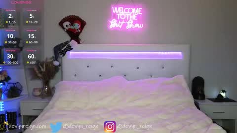 Devyn Reign online show from November 15, 2025, 6:22 am