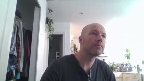 dex12112111 online show from April 30, 2026, 6:47 pm