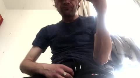 Snapshot of deyanxl37 chatting on April 26, 2026, 4:59 pm deyanxl37 online show from April 26, 2026, 4:59 pm