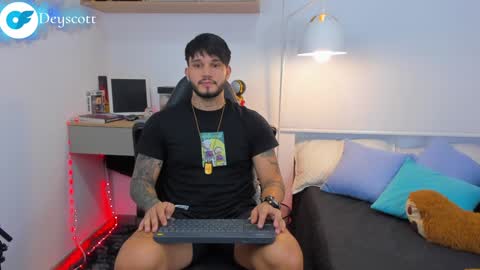 JULIAN online show from January 22, 2025, 12:16 am