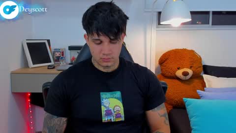 JULIAN online show from February 1, 2025, 12:29 am