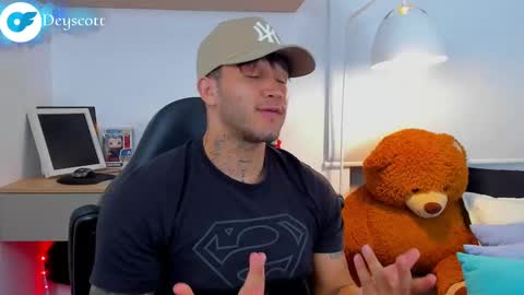 JULIAN online show from February 20, 2025, 1:03 am