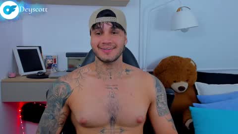 JULIAN online show from February 25, 2025, 4:24 am