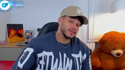 JULIAN online show from March 8, 2025, 2:34 am