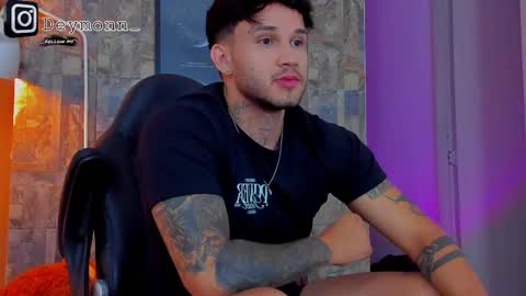 JULIAN online show from September 25, 2025, 1:31 am