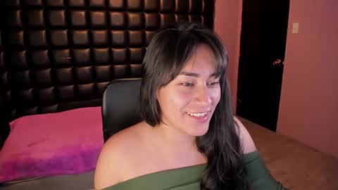 dhaniela naugthy online show from December 16, 2025, 7:41 pm