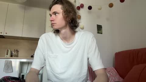 Snapshot of di_n_alex chatting on July 11, 2026, 9:56 am Di Alex online show from July 11, 2026, 9:56 am