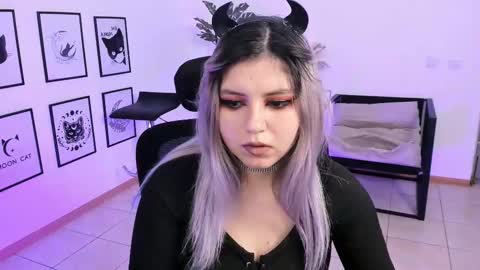 Dia online show from January 28, 2025, 8:15 pm