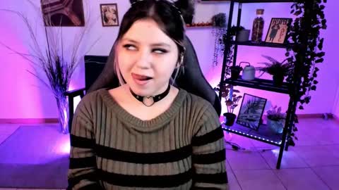 Dia online show from March 5, 2025, 11:27 pm