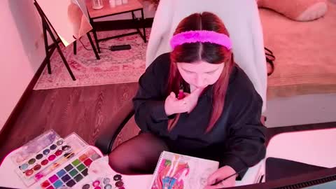 Dia online show from April 21, 2026, 1:42 am