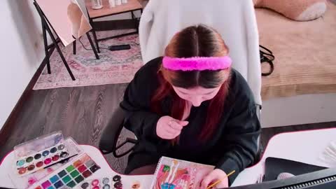 Dia online show from April 21, 2026, 2:51 am