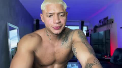 Diego online show from November 3, 2025, 10:32 pm