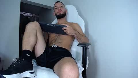 MaSSimo online show from February 28, 2025, 8:39 pm