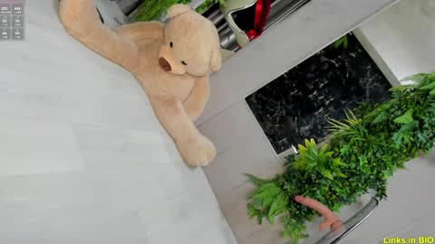 Jo online show from February 25, 2025, 3:52 am