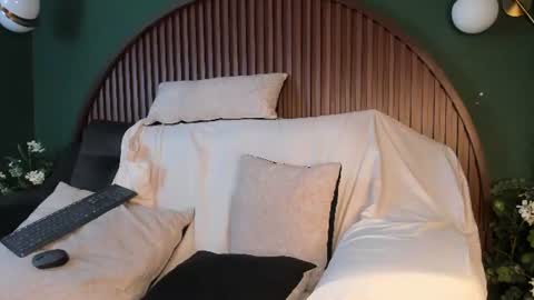 diamond_twink online show from July 18, 2026, 6:50 am