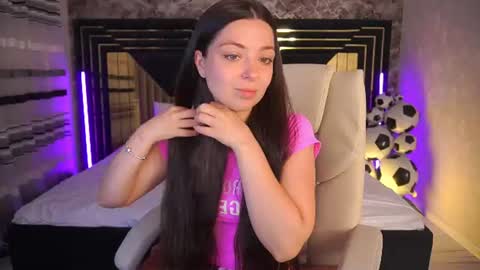Sasha online show from July 4, 2026, 5:13 am