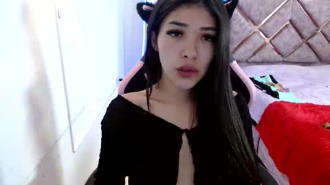 diamondgold28 online show from November 7, 2025, 3:28 am