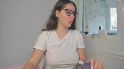 diamondkay_ online show from November 12, 2025, 8:59 am