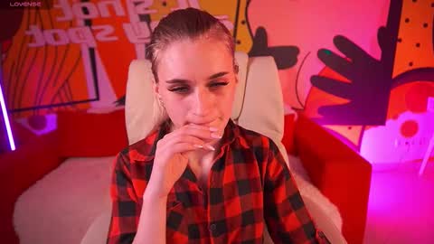 DiamondNina online show from March 24, 2026, 8:14 pm