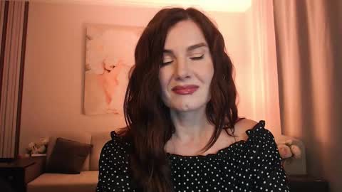 Diana DeLua online show from September 29, 2025, 4:45 pm