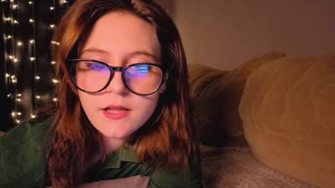 Diana online show from December 14, 2025, 2:06 am