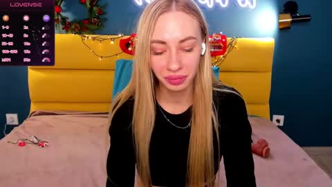 Diana  online show from December 15, 2024, 12:06 pm