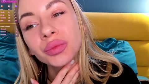 Diana  online show from January 25, 2025, 11:55 am