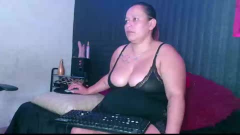 Diana Lozano online show from February 24, 2025, 3:09 pm