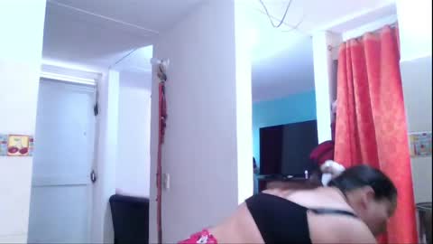 Diana Lozano online show from April 15, 2026, 6:37 pm