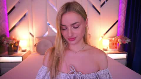 Snapshot of diana_nova chatting on June 6, 2026, 6:07 am diana_nova online show from June 6, 2026, 6:07 am