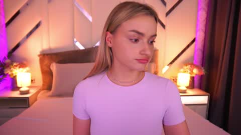 Snapshot of diana_nova chatting on June 25, 2026, 12:31 pm diana_nova online show from June 25, 2026, 12:31 pm