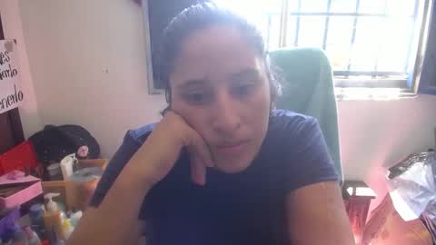 diana_rogu online show from September 21, 2025, 5:25 pm