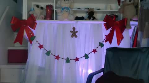 diana online show from December 24, 2024, 5:49 am