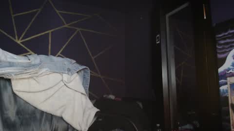 diana online show from February 8, 2025, 2:04 am