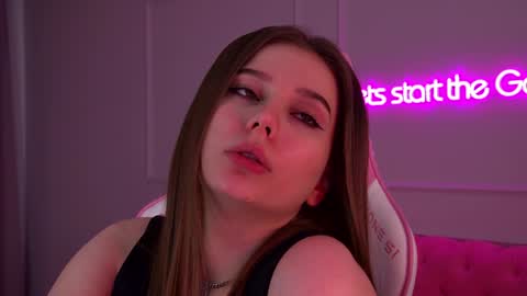 Diana online show from February 2, 2025, 5:42 am