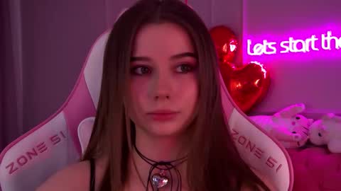 Diana online show from February 13, 2025, 6:27 pm