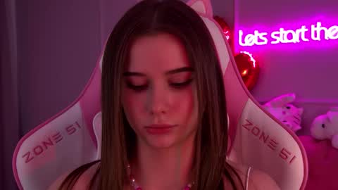 Diana online show from February 14, 2025, 1:02 am