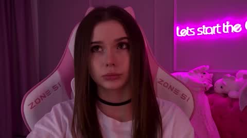 Diana online show from February 18, 2025, 9:09 pm