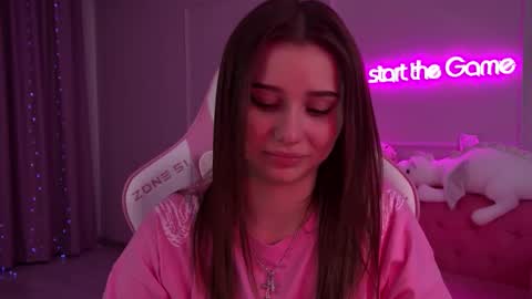 Diana online show from February 21, 2025, 2:06 am