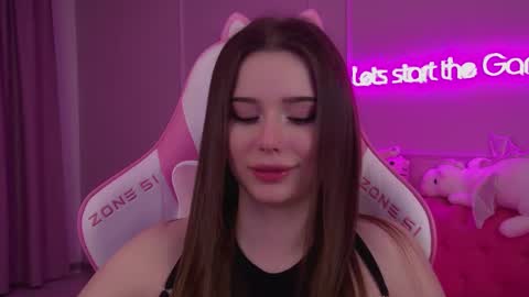 Diana online show from March 9, 2025, 9:25 pm