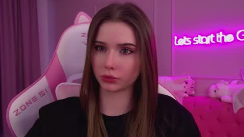 Diana online show from March 10, 2025, 4:38 am