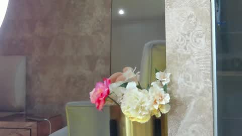 dianac1998 online show from December 2, 2024, 8:33 pm